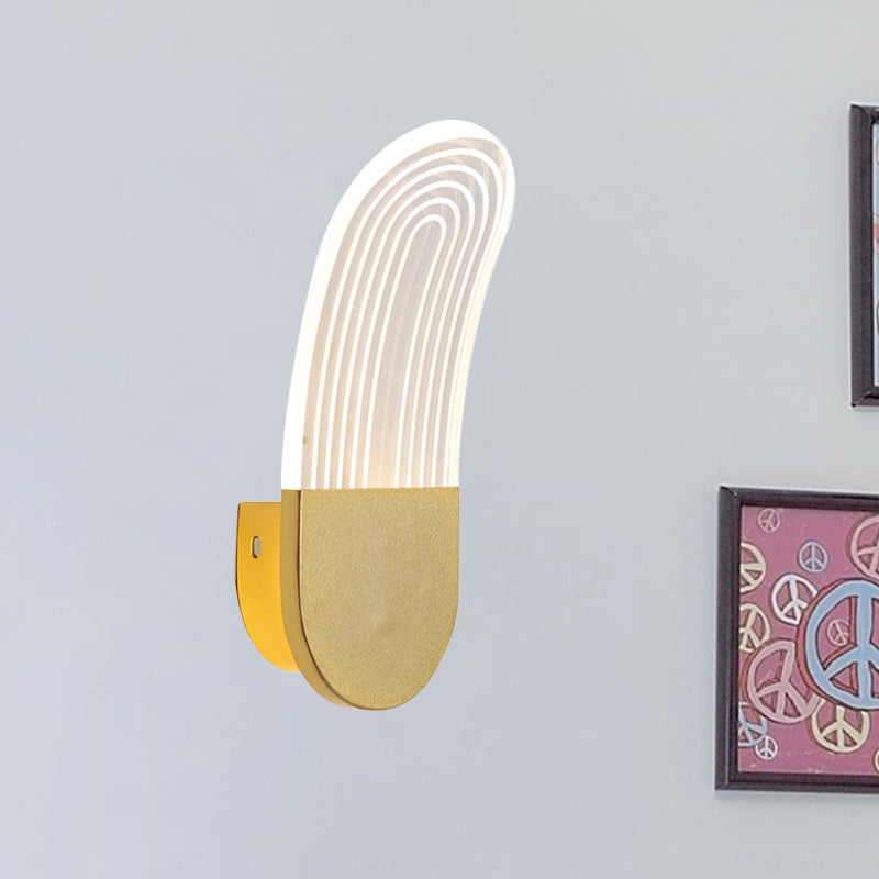 Lámpara de pared de noche LED contemporánea DecorBites™ de acrílico: aplique ovalado curvo en negro/dorado