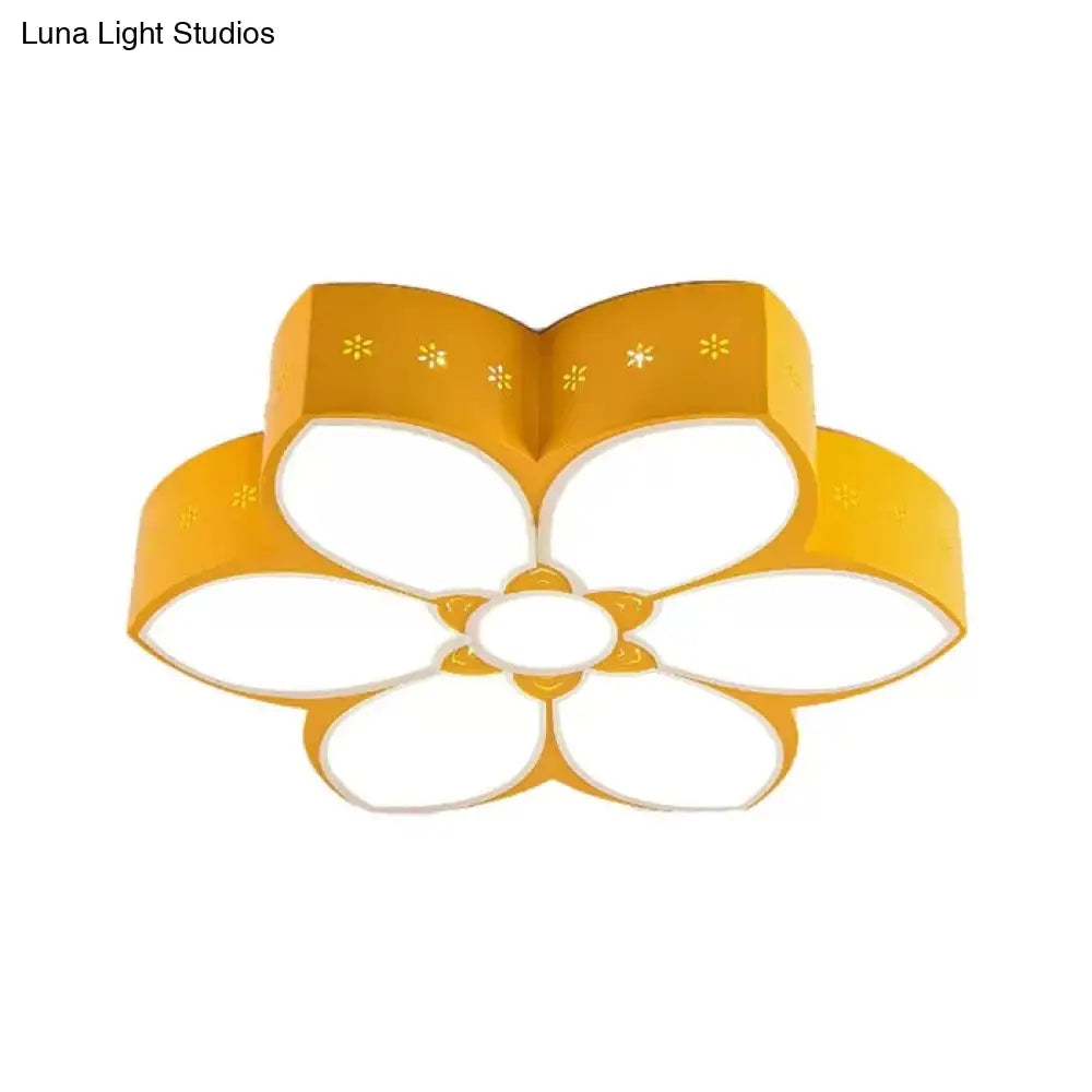 18"/23.5" Etched Blossom LED Flush Mount Ceiling Light in Vibrant Red/Yellow/Green