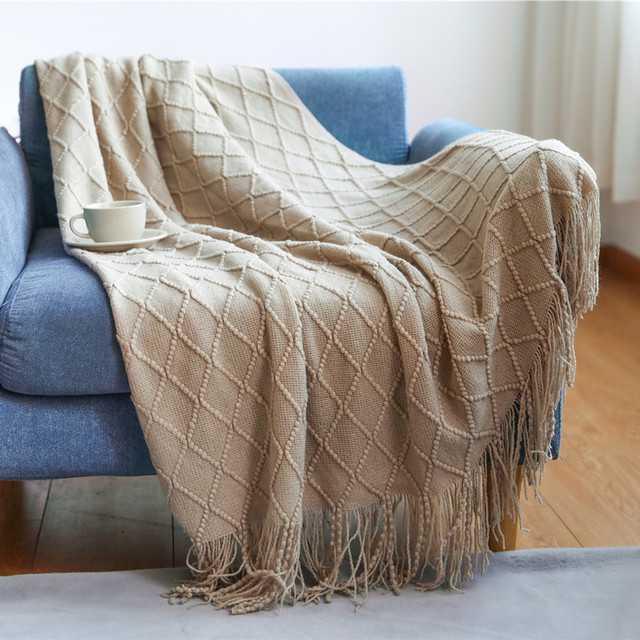 Baril - Monarch Knit Blanket