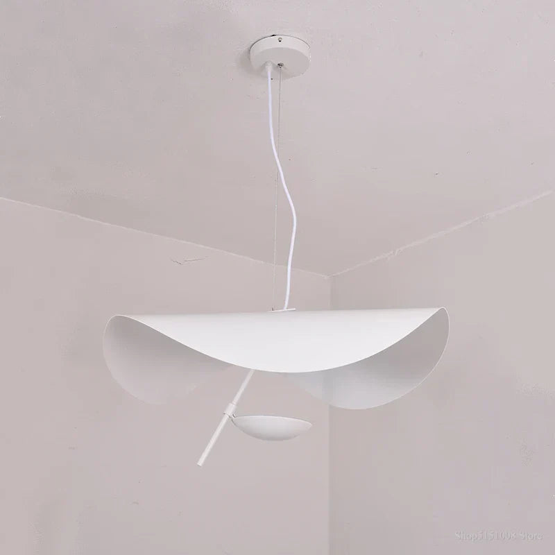 Lámpara colgante LED DecorBites™ con textura dorada para decoración de sala de estar y dormitorio.