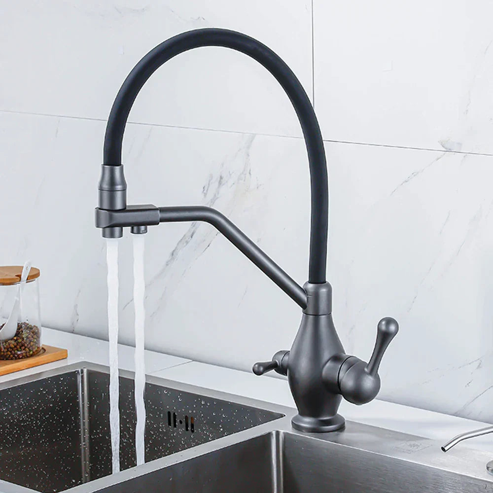 Grifo de cocina DecorBites™ color gris plomo, con agua potable pura, doble manija para agua fría y caliente.