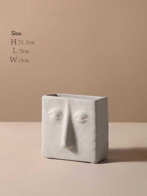 Linnea - Nordic Ceramic Face Vase