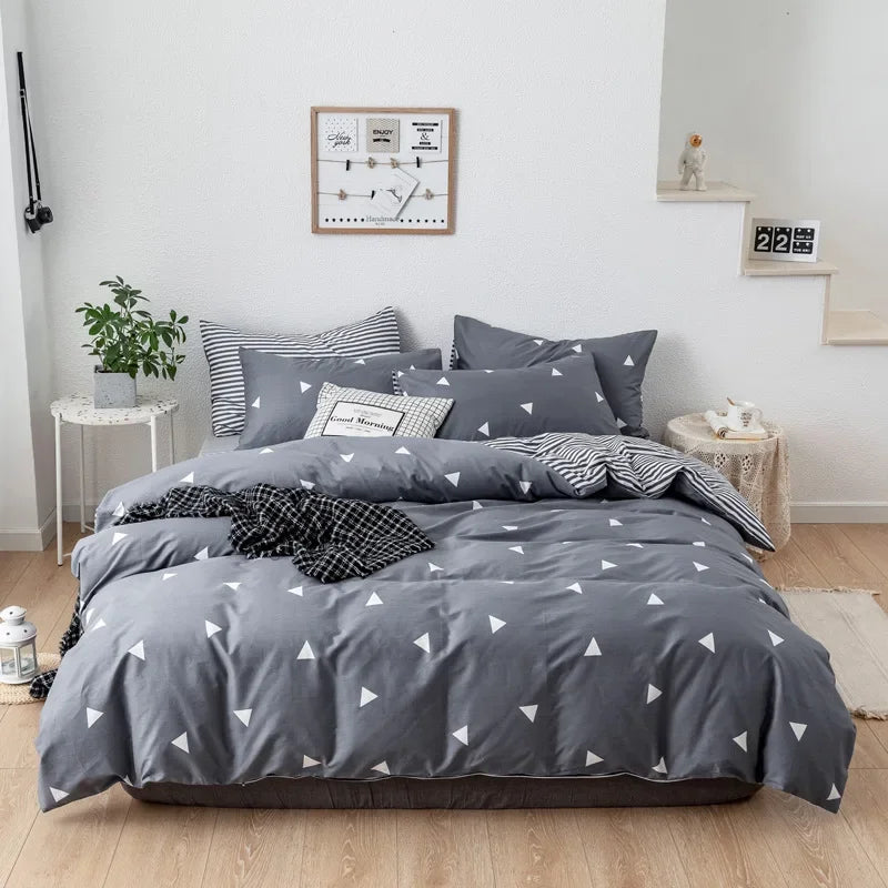 DecorBites™ Flowers Print Cotton King Size Bedding Set, Soft & Comfortable Duvet Cover Set