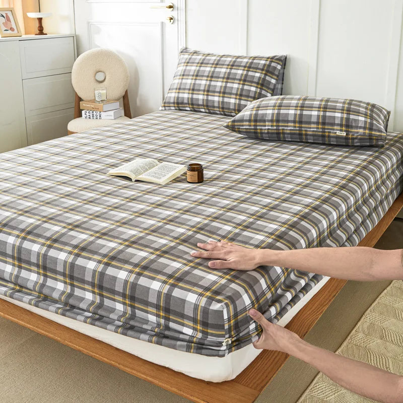 DecorBites™ Coarse Cotton Queen Fitted Sheet: Comfortable, Durable Maternal Child Bedding