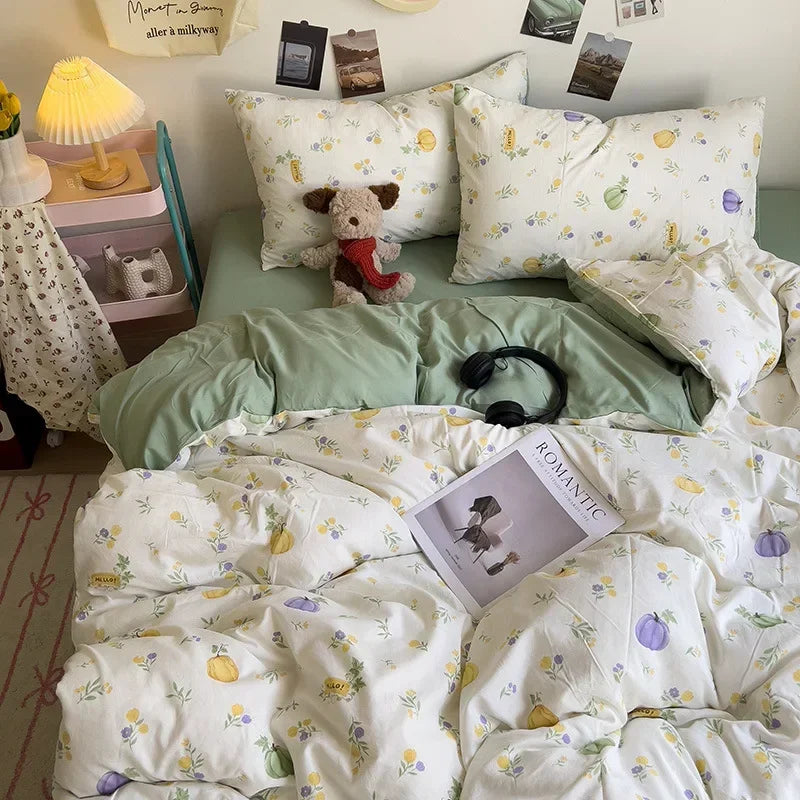 DecorBites™ Cartoon Style Printed Comforter Set 4Pcs Lightweight Duvet Kits Bedding Set