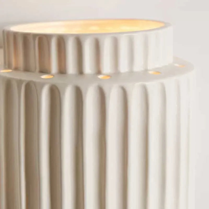 Lámpara de pared DecorBites™ de resina color blanco crema - Luz LED para dormitorio, estudio y sala de estar