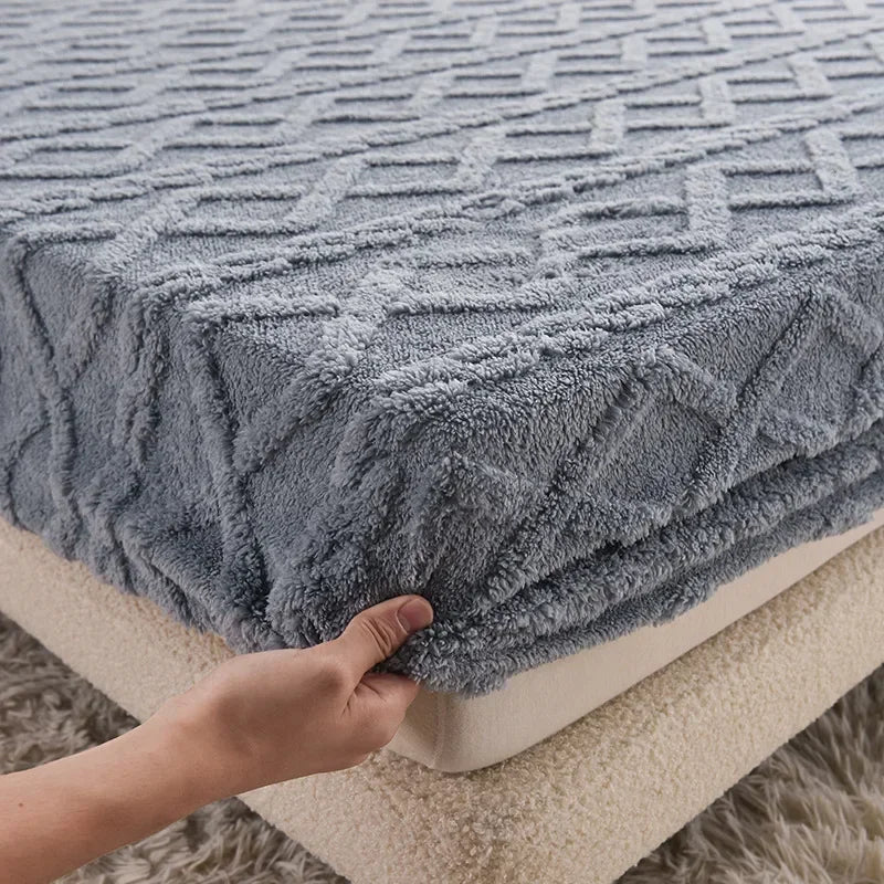 Sábana DecorBites™ Cozy Tafu Fleece tamaño Queen con elástico