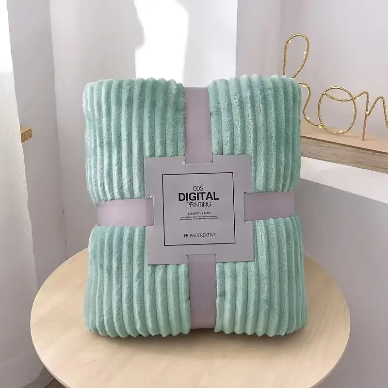 Manta de franela a rayas DecorBites™ para invierno - Ideal para dormitorio o sala de estar