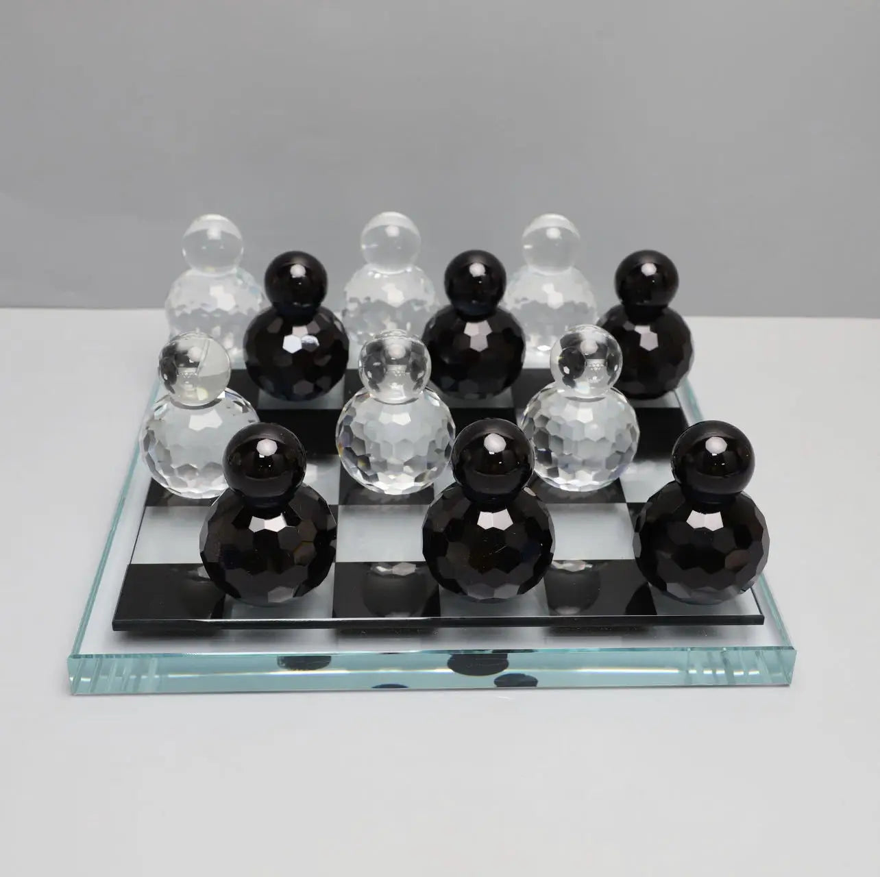 ديكوربايتس™ - زينة طاولة شطرنج زجاجية هندسية - تماثيل ديكور منزلي