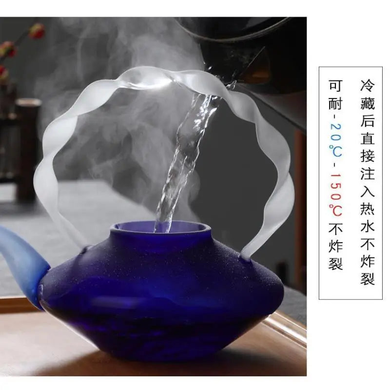 إبريق شاي أزرق من ديكوربايتس™ - إبريق شاي زجاجي مقاوم للحرارة على الطراز الياباني بمقبض ملتوي