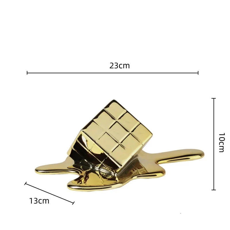 Cubo geométrico dorado de resina DecorBites™ - Figura decorativa cuadrada a cuadros moderna