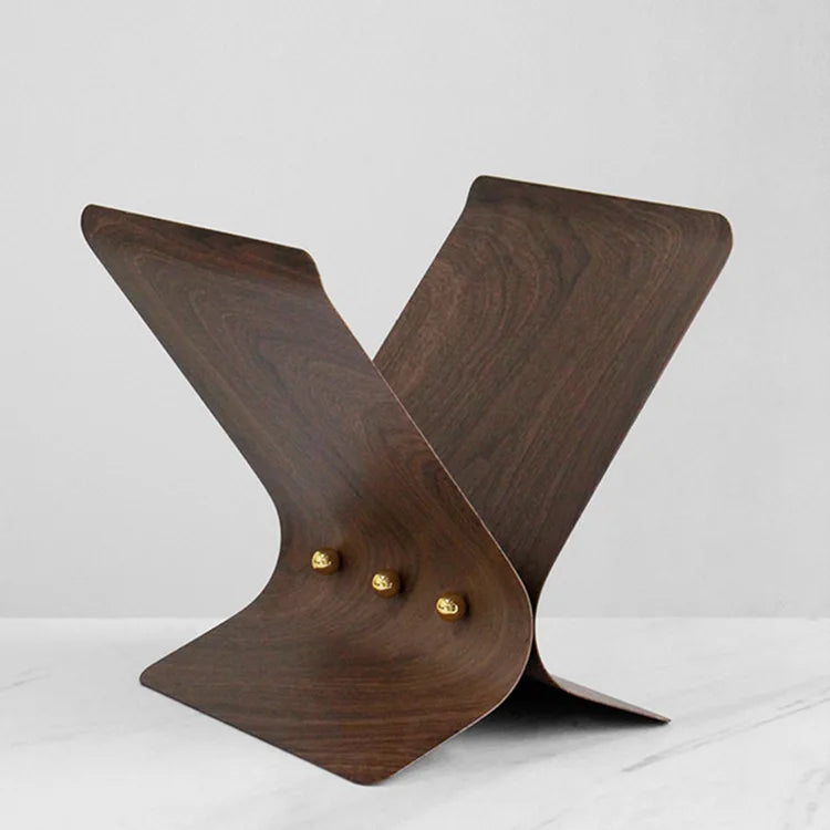 DecorBites™ Leopard Crystal Ball Metal Cheetah Sculpture Home Decor