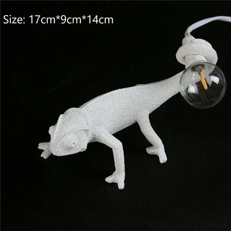DecorBites™ Chameleon LED Table Lamp - Modern Resin Animal Desk Light for Bedroom & Reading