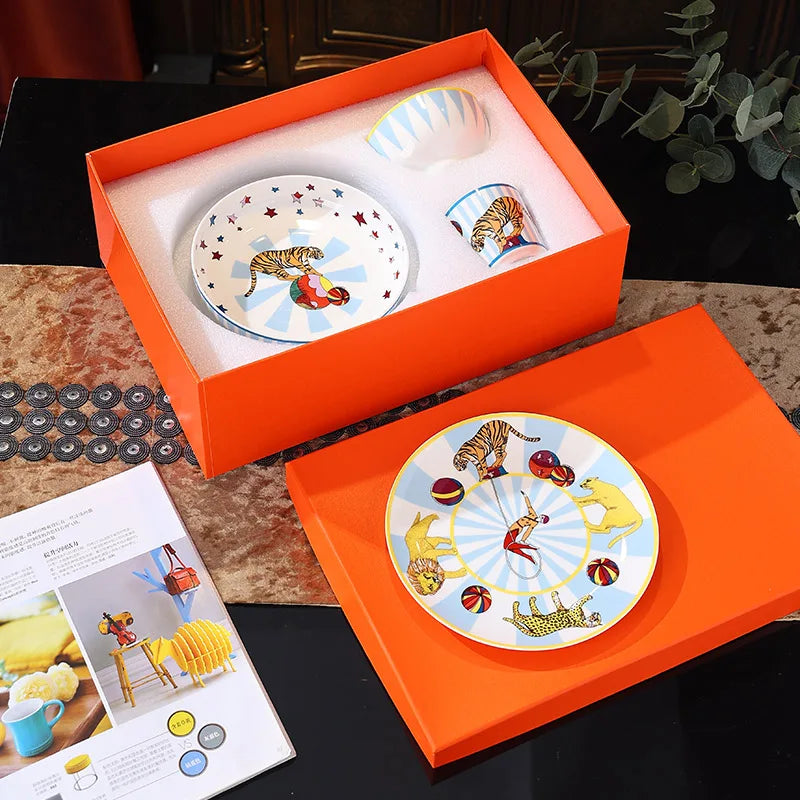 DecorBites™ Circus Troup Kids Tableware Set - Plates, Bowls, Cup, Pot, Dish - Children's Gift