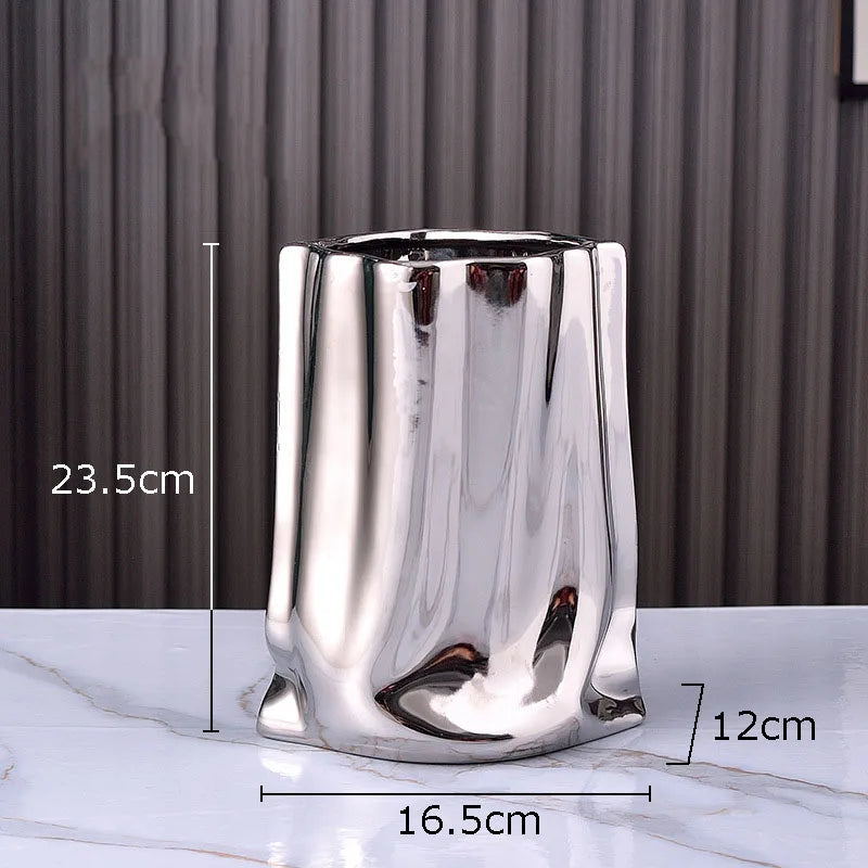 Jarrón de cerámica con textura plisada y baño de oro DecorBites™ para decoración de escritorio y arreglos florales