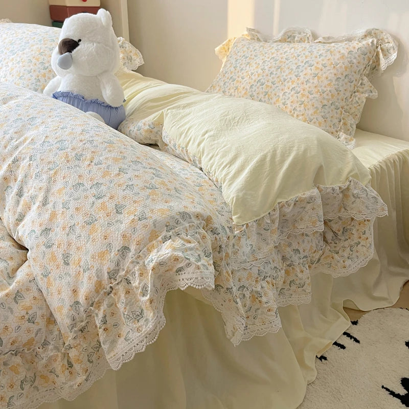 DecorBites™ Korean Lace Ruffles Bedding Set with Bed Skirt, Soft Skin-Friendly Material