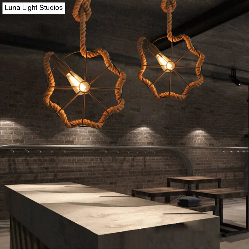 مصباح صناعي معلق قابل للتعديل بحبل بيج وتصميم قفص معدني