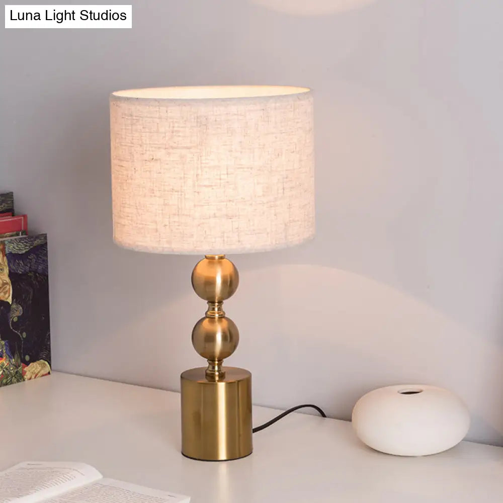 Lámpara de mesa con base de calabaza y luz nocturna en oro antiguo