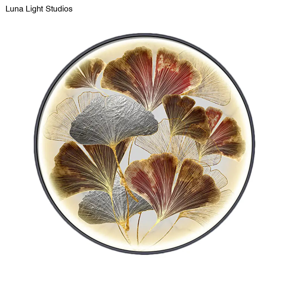 Aplique de pared Asia LED con forma de hoja de ginkgo en dorado con pantalla metálica