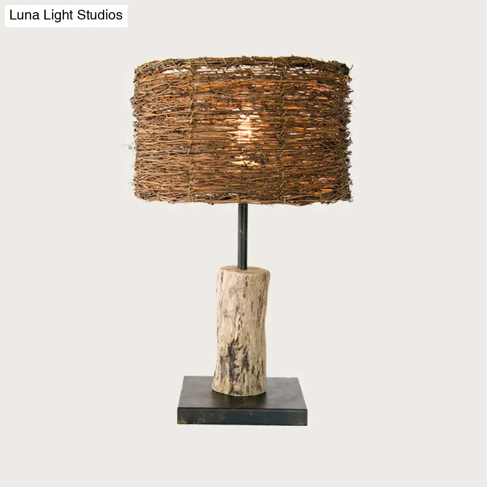 Lámpara de escritorio cilíndrica de bambú asiático - Marrón, 1 cabezal, iluminación de trabajo para sala de estar