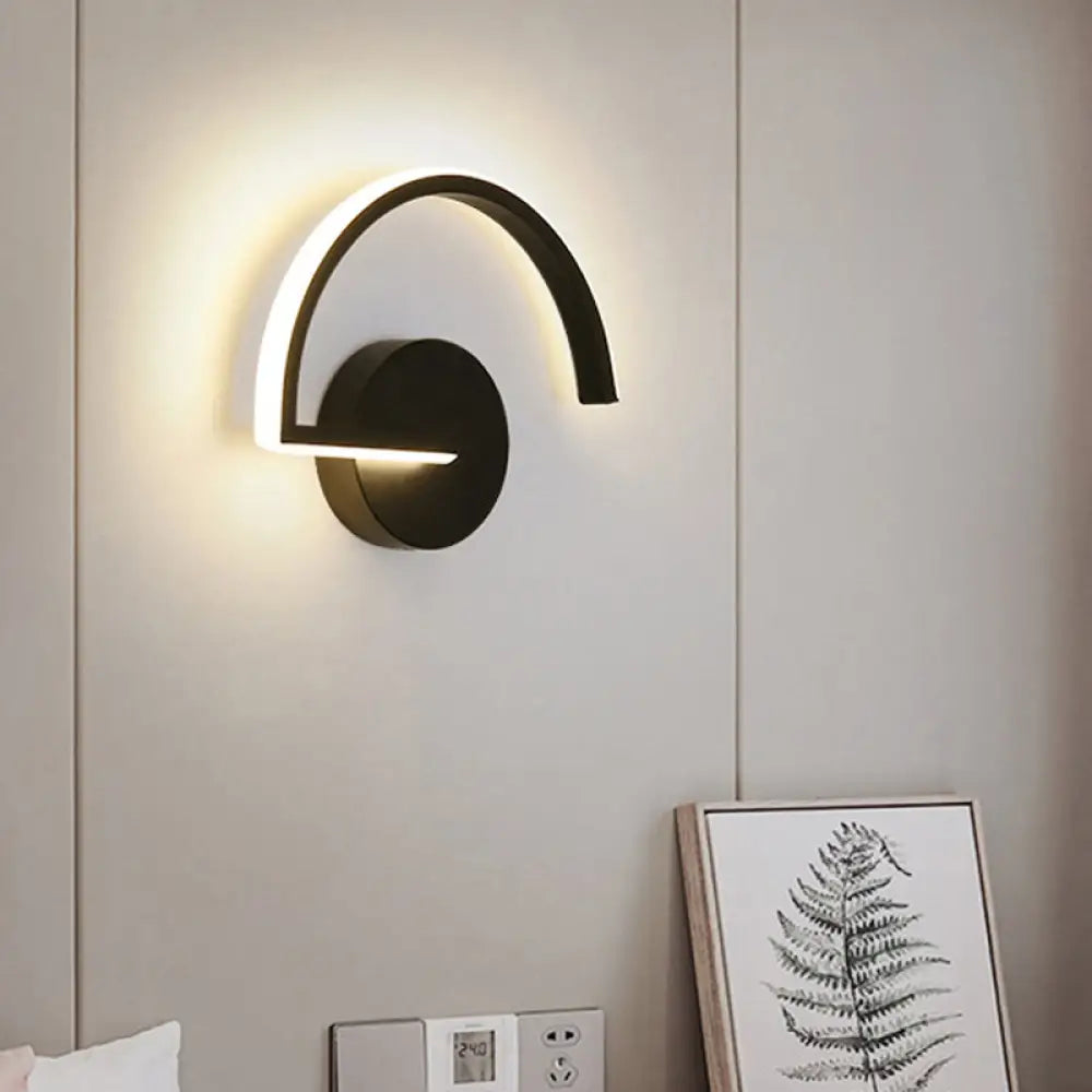 DecorBites™ Black Metal LED Wall Sconce with Minimalist Half-Circle Design - Warm/White Light, Open Concept
