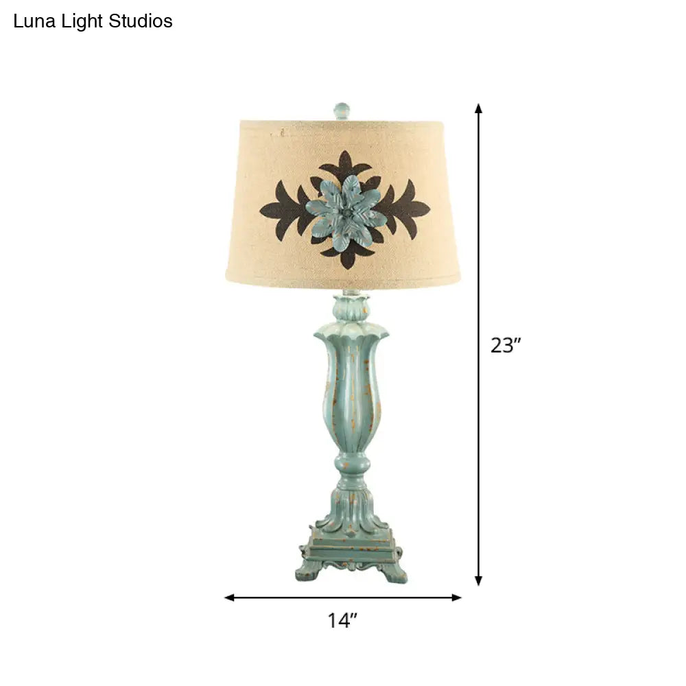 Blue Countryside Flower Patterned Table Lamp with Single-Bulb and Round Fabric Shade
