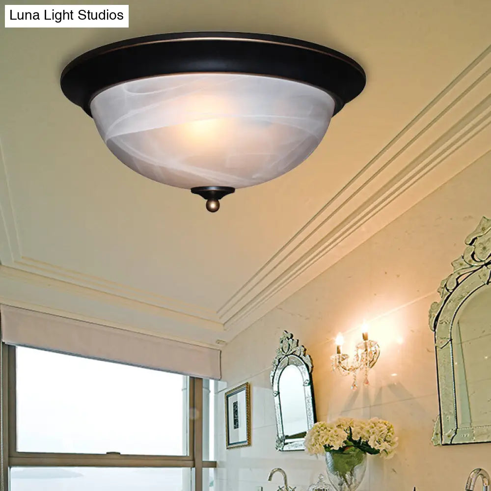 ديكوربايتس™ مصباح ديكوربايتس™ الكلاسيكي المصنوع من الزجاج المصنفر - تركيب سقف غرفة المعيشة بثلاث مصابيح، عرض 13/15 بوصة، أسود/أسود وذهبي