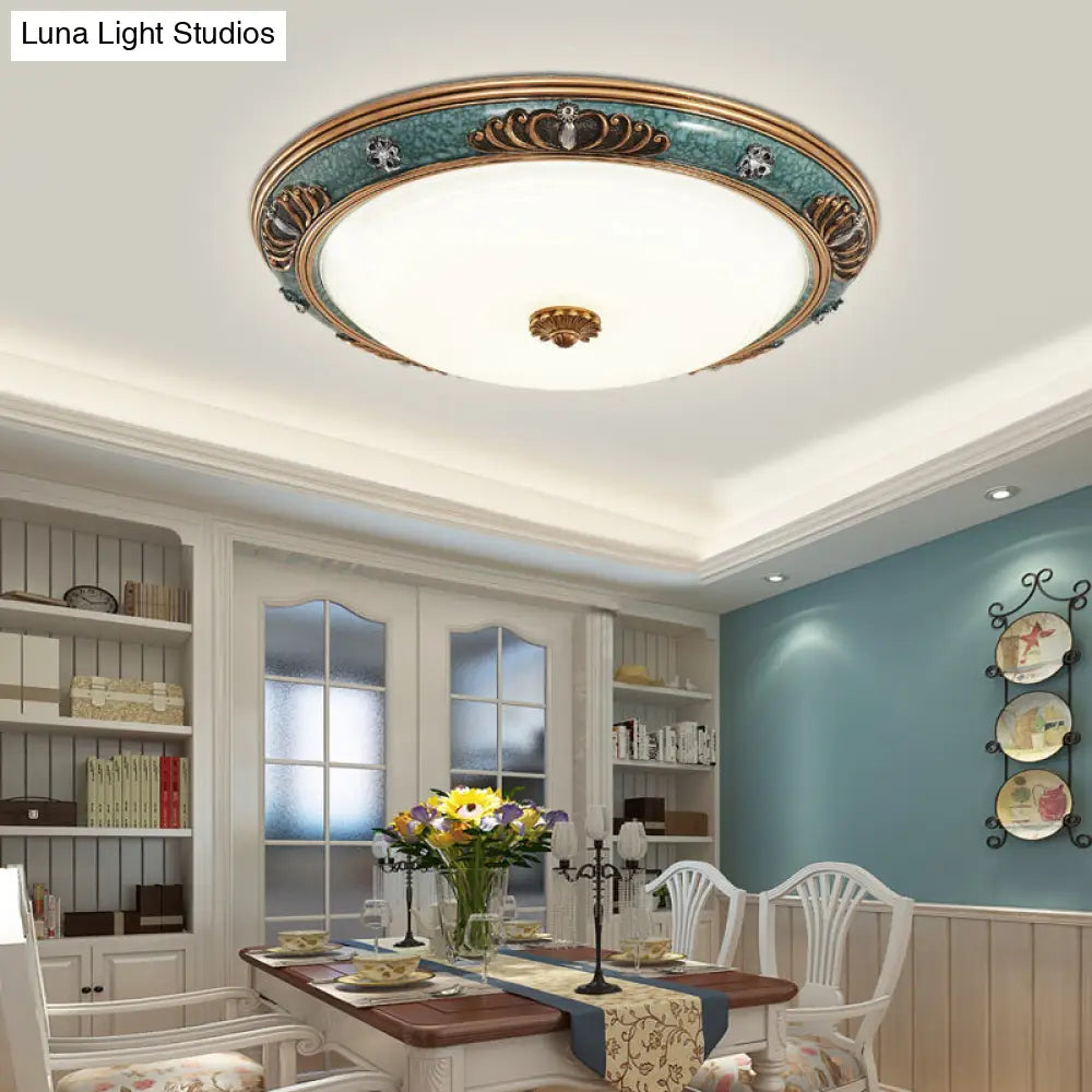 Lámpara de techo LED verde clásica DecorBites™ con cristal opalino, ideal para la iluminación del techo del salón.