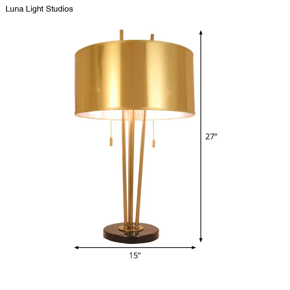 Lámpara de mesilla de noche contemporánea de tela dorada - Pantalla recta, 1 cabezal de iluminación de trabajo