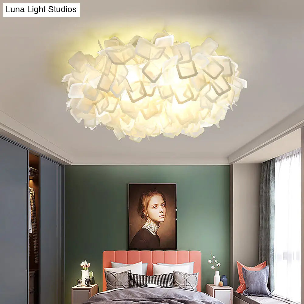 Lámpara de techo empotrada DecorBites™ contemporánea con diseño de flor en flor, LED, acrílica, en blanco/negro/azul