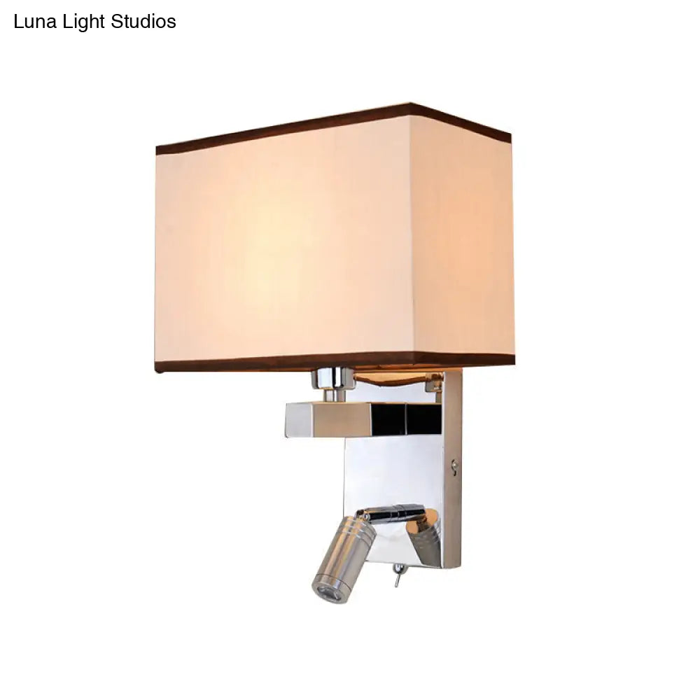 Aplique de pared rectangular contemporáneo DecorBites™ con iluminación LED en cromo y foco