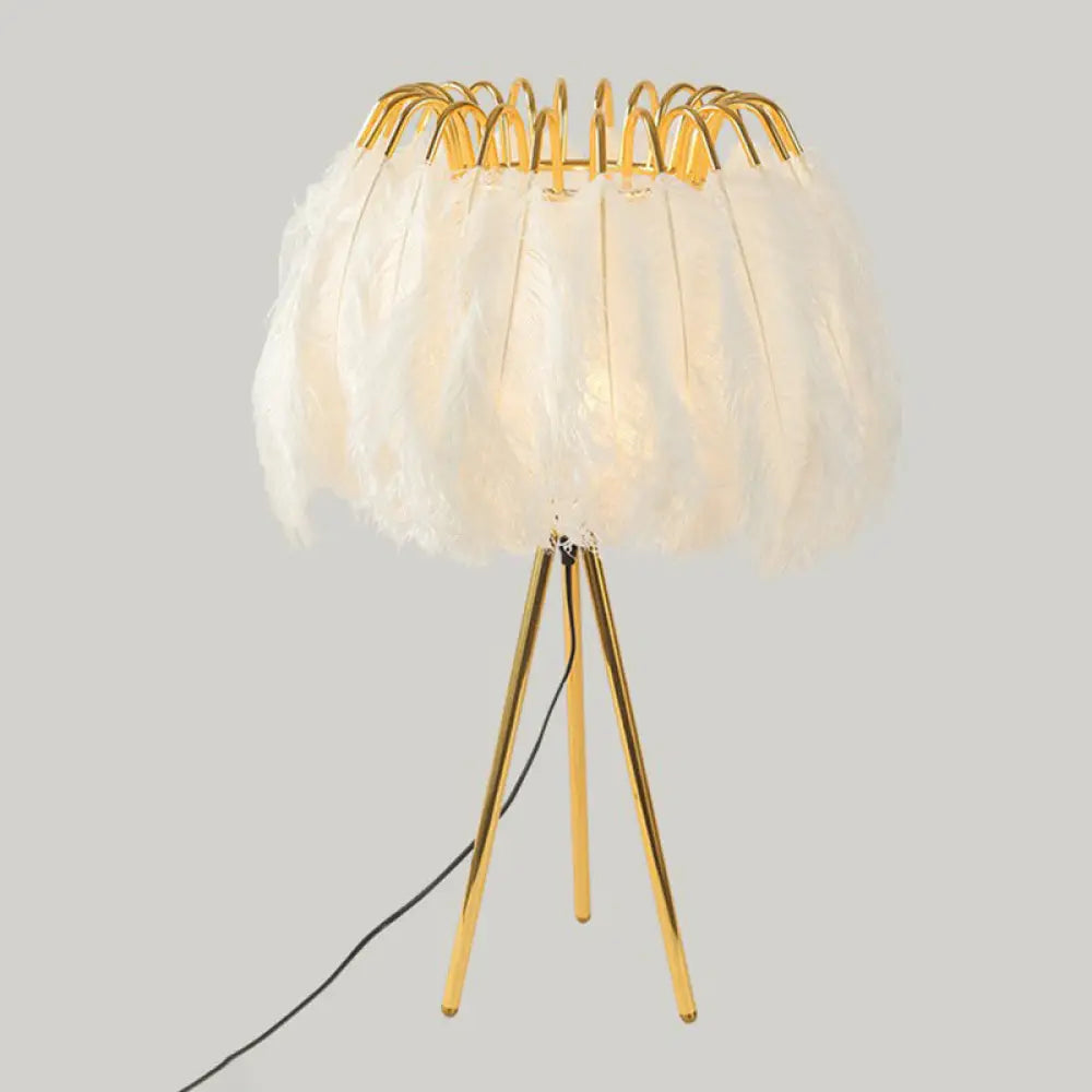Feather Night Light: Elegant 1-Light Gold Table Lamp with Tripod Stand