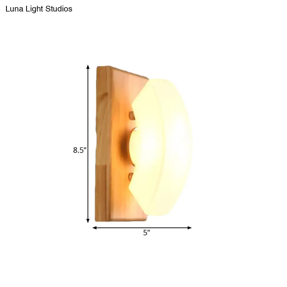 Aplique de pared DecorBites™ de cristal blanco esmerilado - Aplique nórdico individual azul con placa posterior de madera