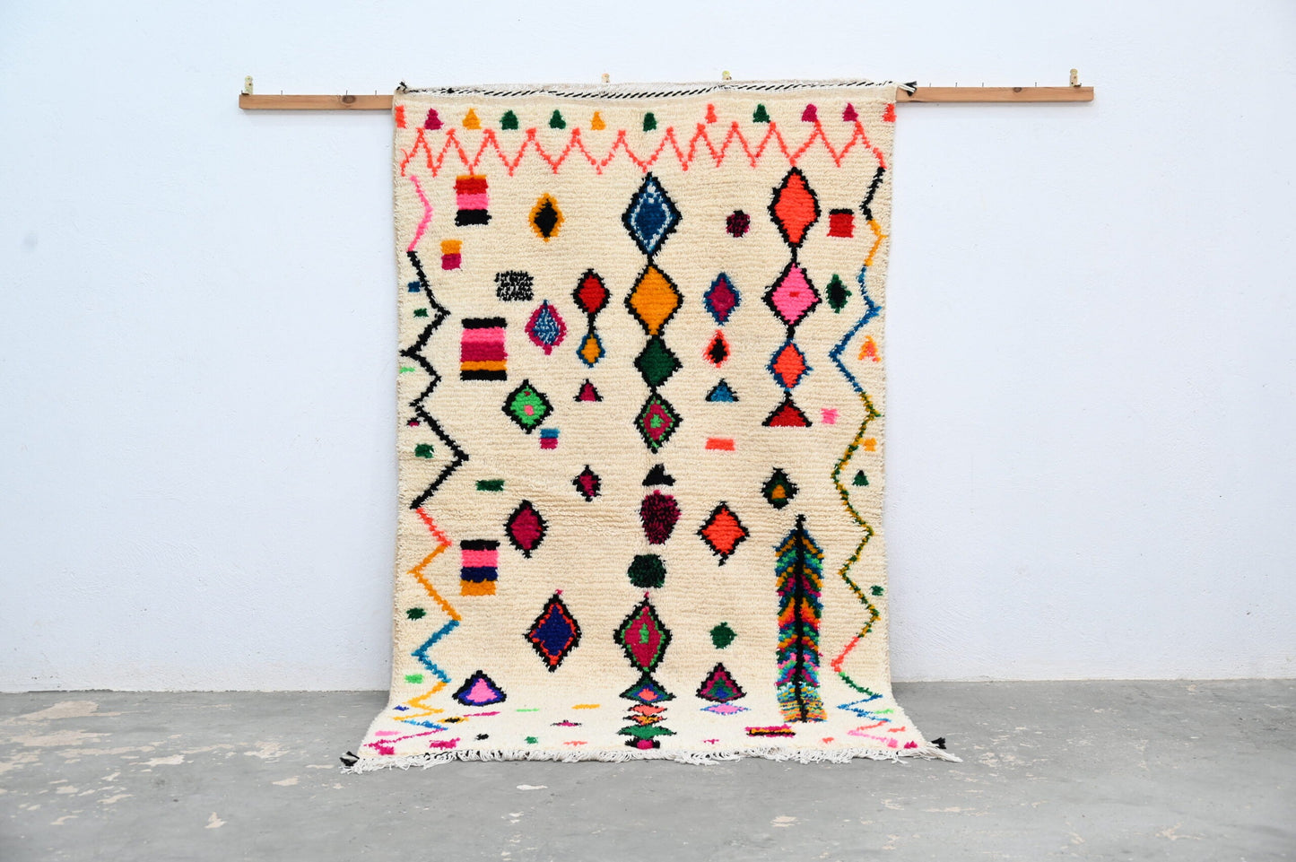 Handmade Moroccan Azilal Rug 240x144cm - Moroccan Rugs