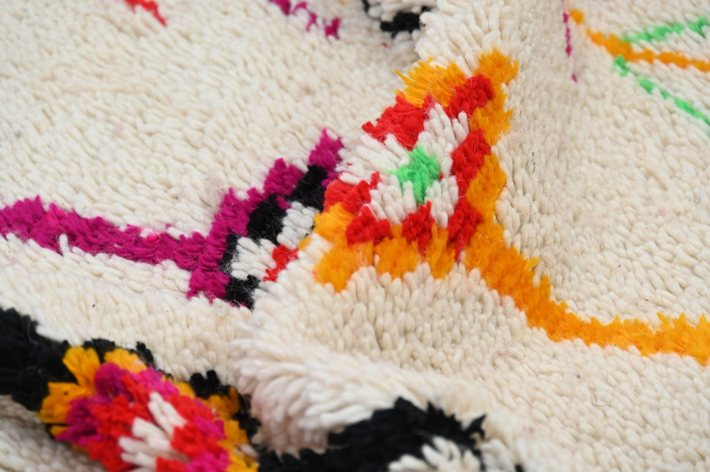 Handmade Moroccan Azilal Rug 246x146 cm - Moroccan Rugs