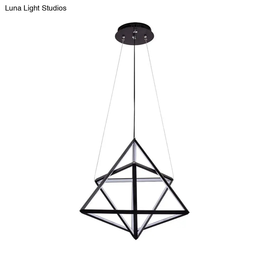 Lámpara de araña LED triangular negra moderna de acrílico - Elegante lámpara colgante para comedor