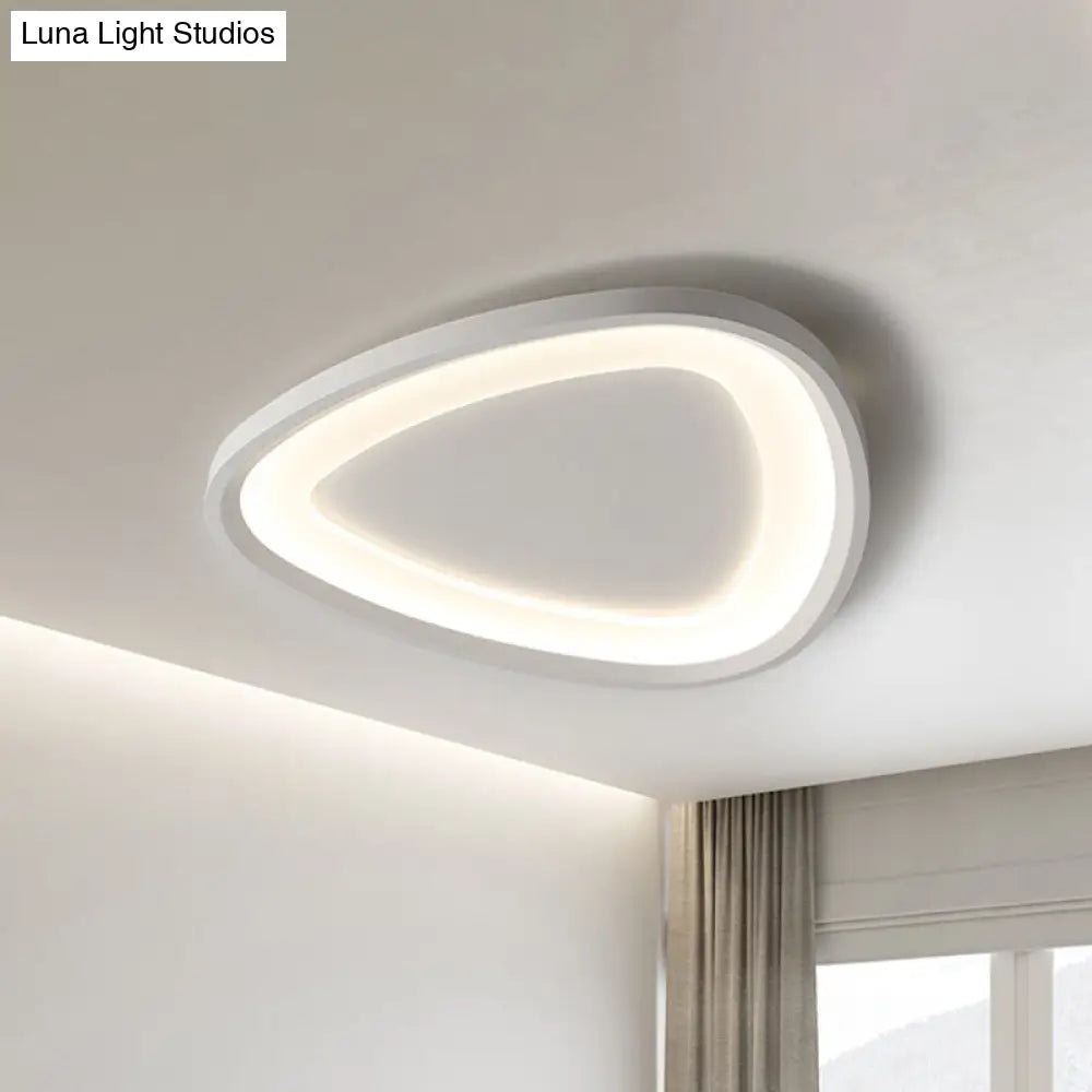 DecorBites™ DecorBites™ Modern Triangle Ceiling Mount Light - 18"/23.5" W - Stylish Metal LED - Flush Lighting - Warm/White - Remote Control - Dimmable