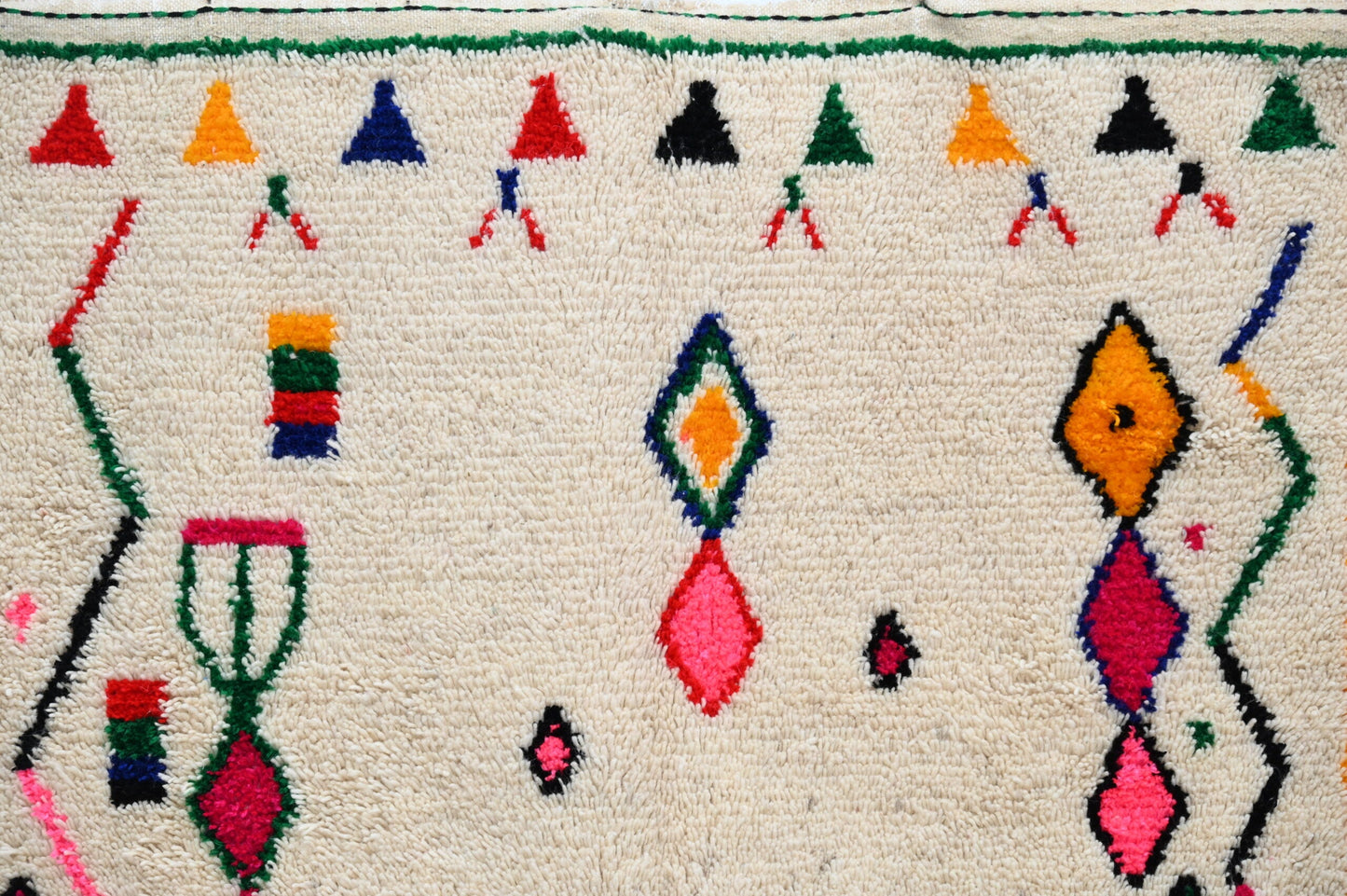 Moroccan Handmade Traditional Azilal Rug 256 X 147 Cm - Moroccan Rugs