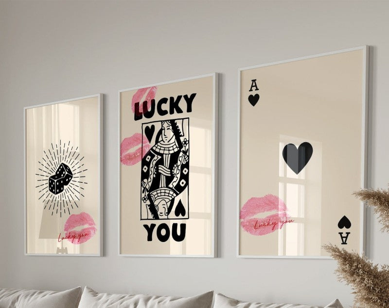 Trendy Retro Queen of Hearts Wall Art Set