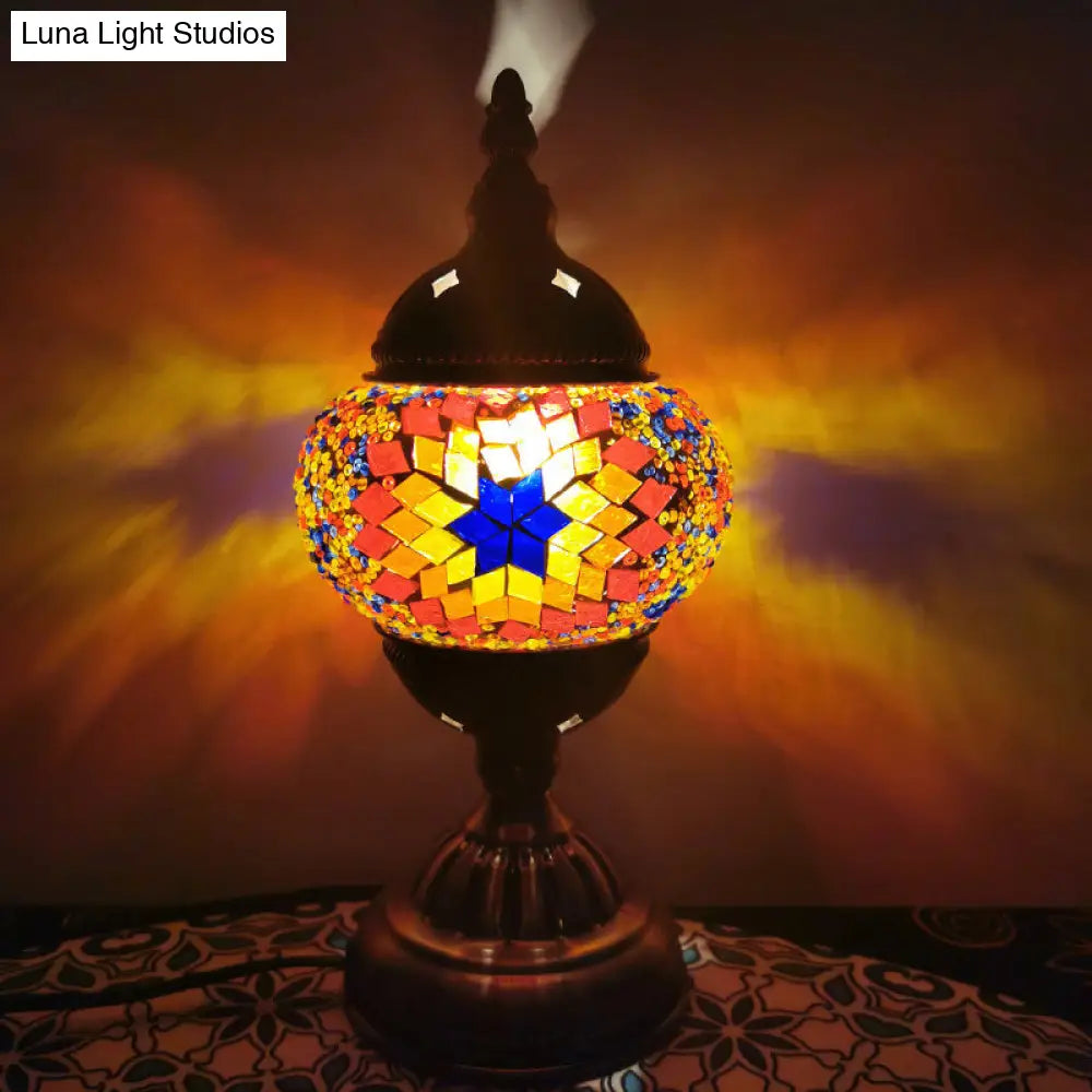 Turkish 1-Light Stained Glass Globe Table Lamp with Sunflower Pattern in Bronze – Perfect Nightstand Light for Living Room