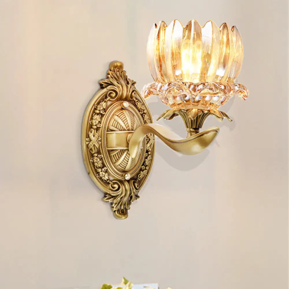 Vintage Brass Wall Sconce with Crystal Flower Shade for Elegant Living Room Lighting