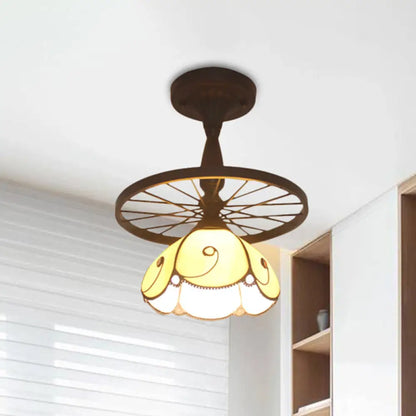 DecorBites™ مصباح سقف نصف مسطح من الزجاج العتيق من تيفاني برأس واحد باللون البرتقالي للممر مع تصميم قبة شبكية وأنماط زخرفية