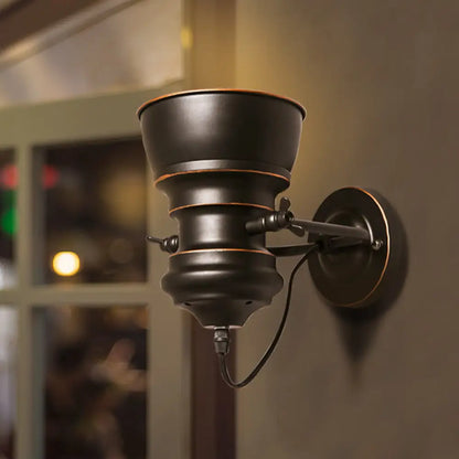 Aplique de pared de 1 cabezal para dormitorio con junta giratoria - Iluminación redonda de hierro negro para almacén