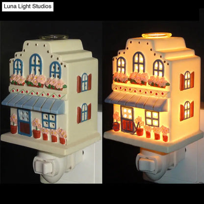 Aplique de pared de cerámica Light Lodge con diseño de faro - Rosa/Blanco/Amarillo