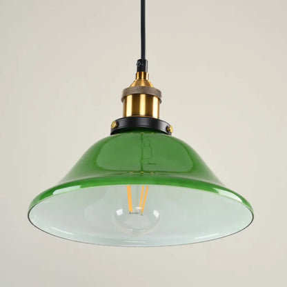 Lámpara colgante vintage de latón y cristal verde, 1 luz, 8"/10" de ancho – Perfecta para habitaciones de invitados