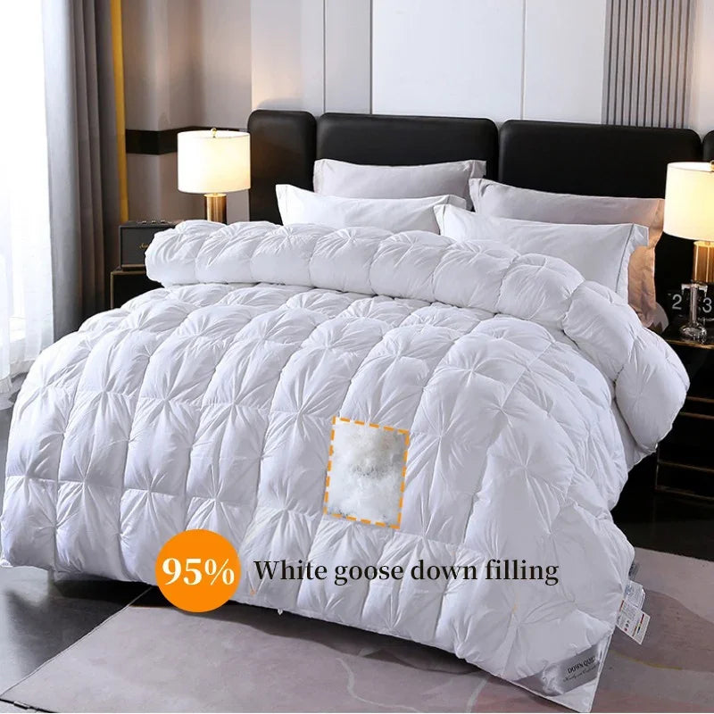 White quilted 100% white goose down comforter with 95% goose down filling and pure cotton thick winter design