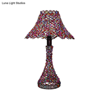 Lámpara de mesa antigua de metal con forma de cúpula/campana de 28-29 cm con 1 bombilla - Iluminación de mesilla de noche morada para sala de estar