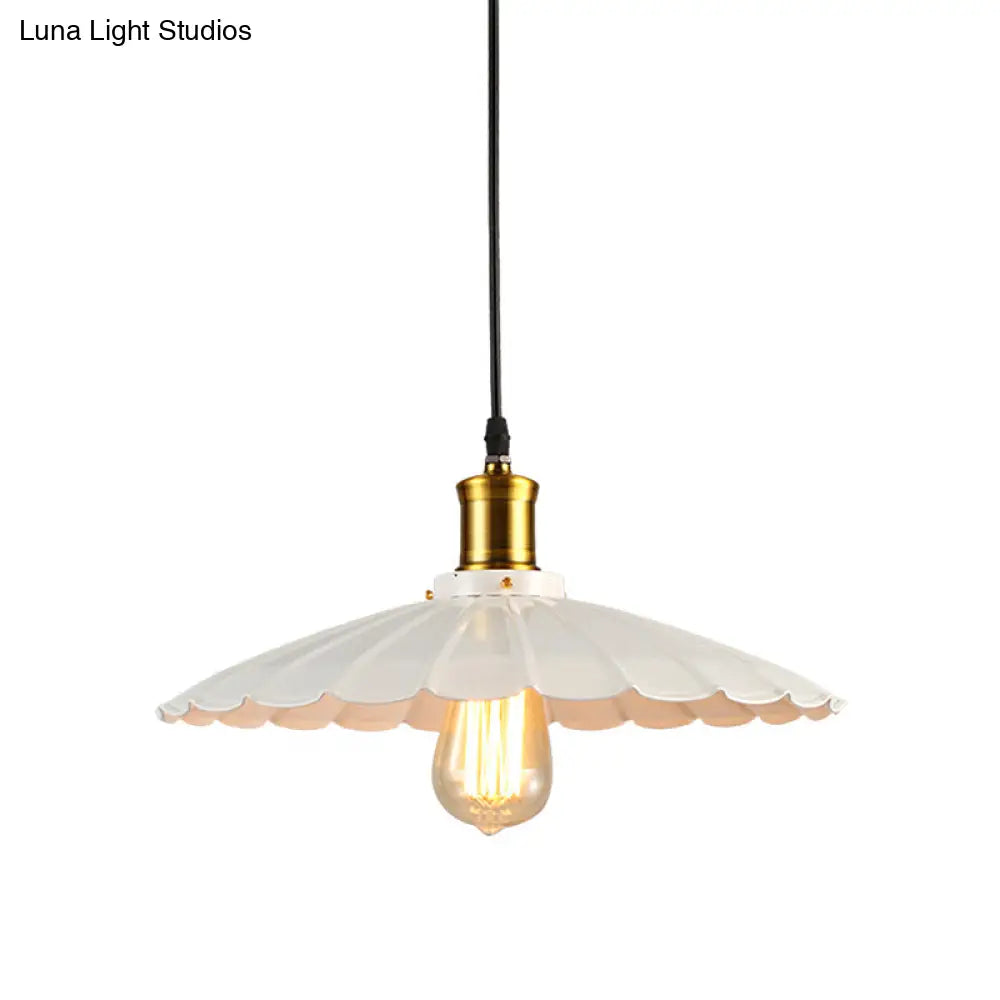 14"/16" Dia Industrial Scalloped Pendant Light 1 Head Metallic Ceiling Pendant Lamp in Black/White