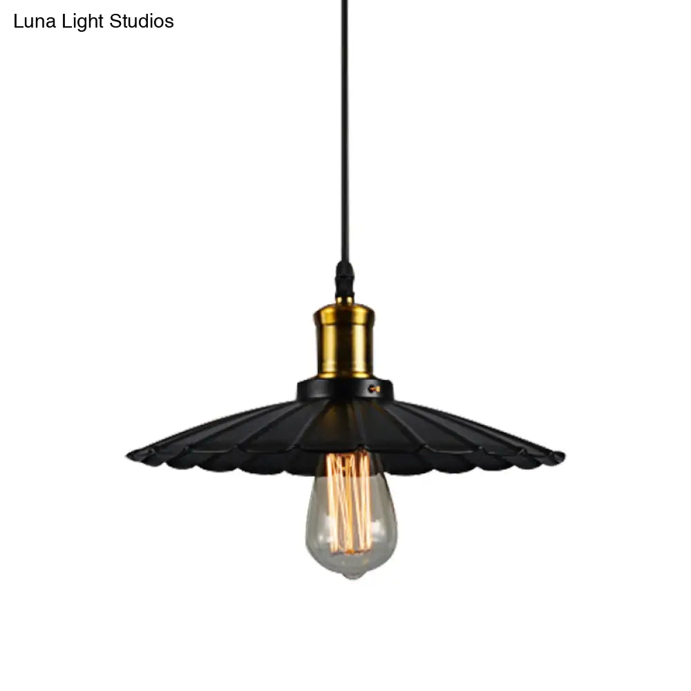 14"/16" Dia Industrial Scalloped Pendant Light 1 Head Metallic Ceiling Pendant Lamp in Black/White