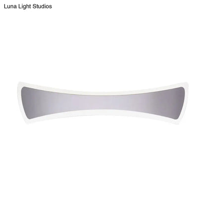 Aplique de pared LED tipo pajarita de 16,5"/20,5" de ancho, impermeable, para iluminación minimalista de baños – Blanco cálido